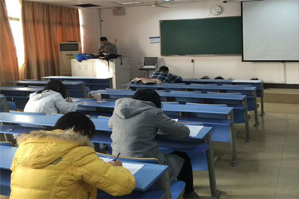 中信银行成都分行多措并举,守护人民币 流通秩序